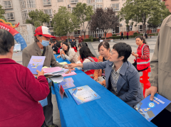 <b>不雅的体例将食物平安相关学问传送给泛博群众</b>